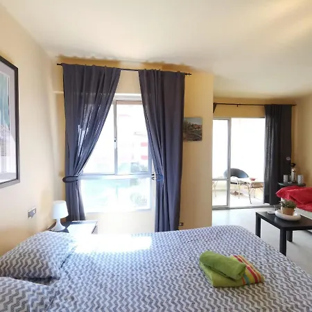 Studio 77 Apartment *