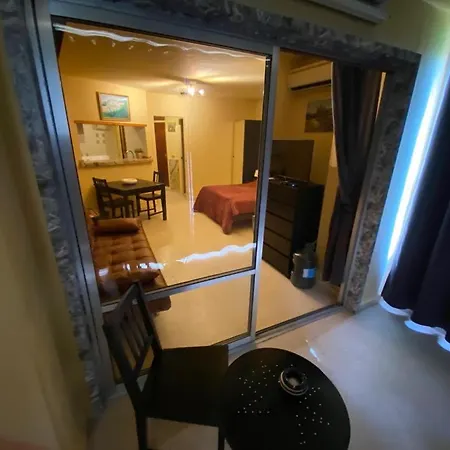 Apartment Studio 77