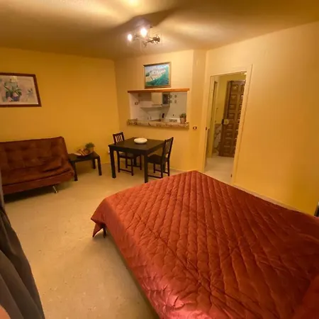 Studio 77 Apartment